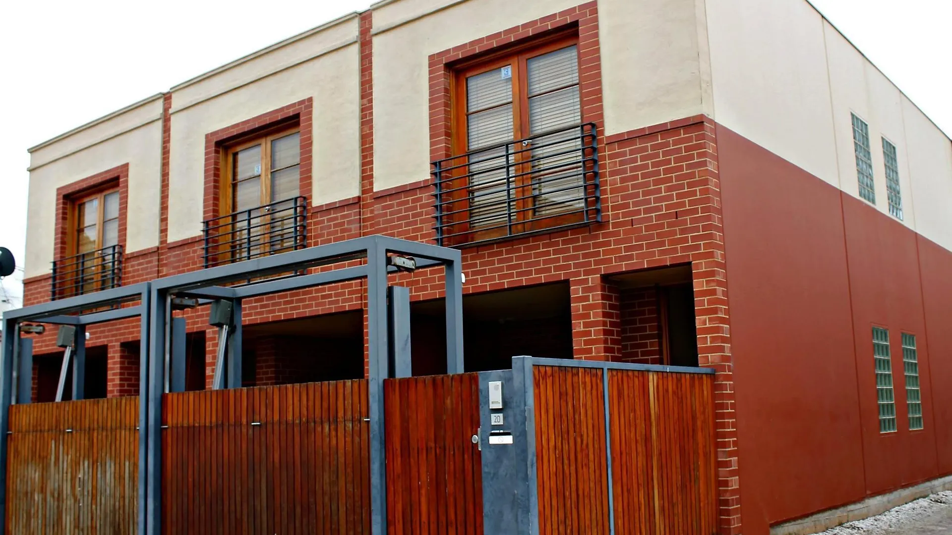 Adelaide Dress Circle Apartments Australia