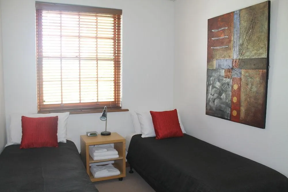 Adelaide Dress Circle Apartments 0*,